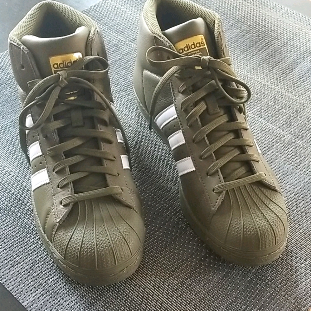 Adidas Men's high-top shell toe